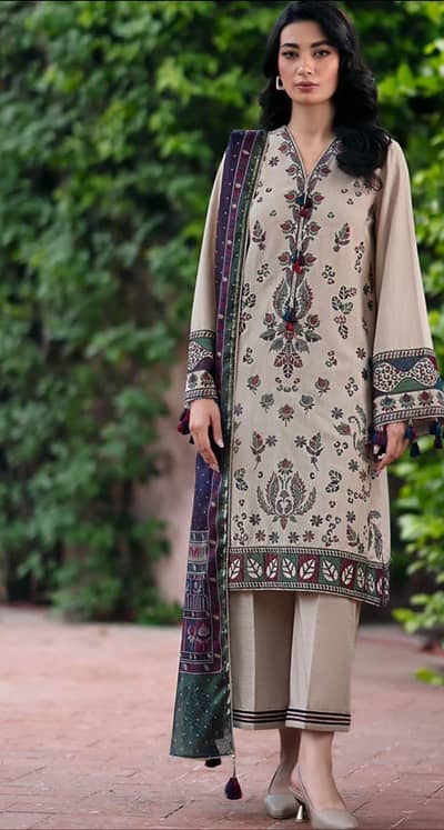 3 Pcs Women's Unstitched Dhanak Embroidered Suit | Cash on Delivery