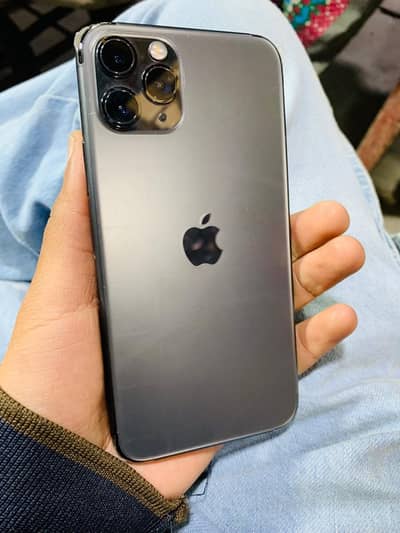 iPhone 11 Pro factory unlock 256GB only panel change