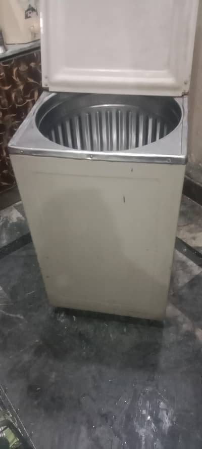 washing machine nd spin dryer