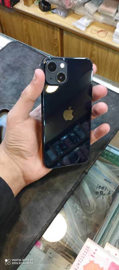 iPhone 13 waterpack 93 battery health