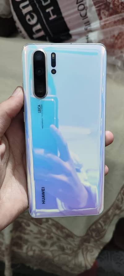 NEW HUAWEI P30 PRO 8/128 PTA APPROVED  10/10 ORIGINAL CONDITION