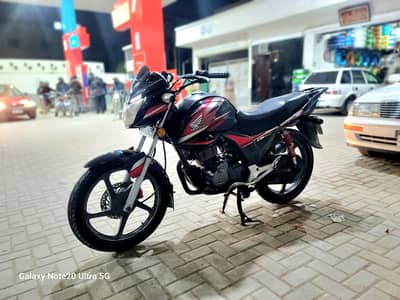 Honda CB150F 2017 Model Self start Tubeless tyres well maintained