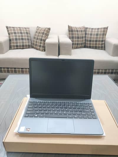 Pinpack Laptop Ryzen 5 7430 U AMD Radeon Graphics