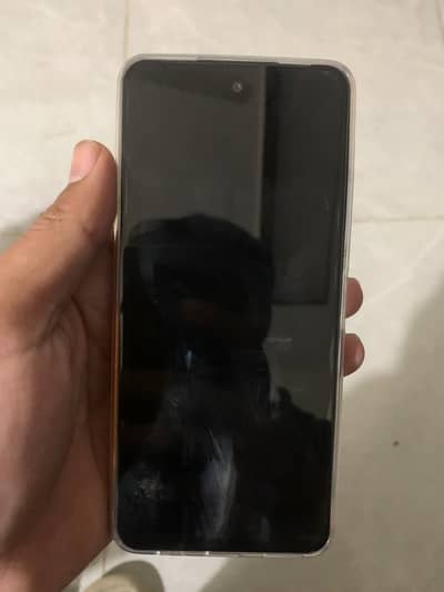 Nubia v60 256 GB with 16gb ram