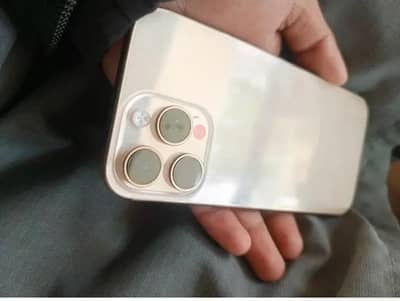 16 Pro Max Factory Unlock 10/10 Esim Time Remaining 256gb