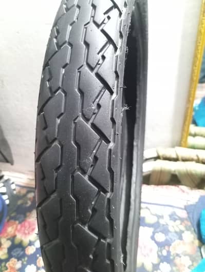 CD 70 BACK TYRE PANTHER