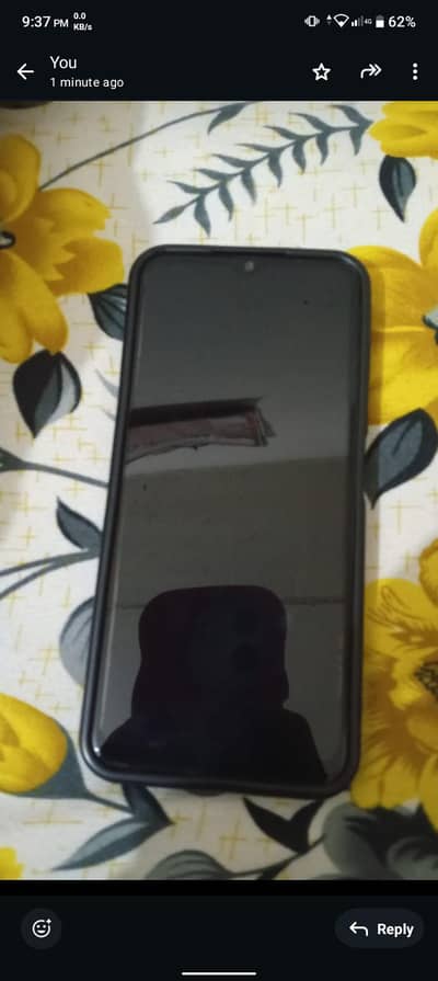 I am selling the mobile 4 /64gb