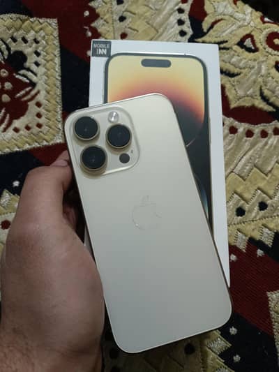 iPhone 14 Pro complete box