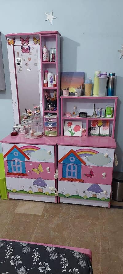 Girls Furnitures