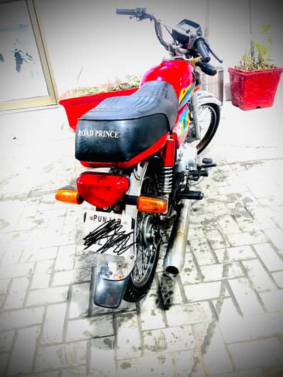 ROADPRINCE 70 2021 MODLE total original 03224375422 whatsapp