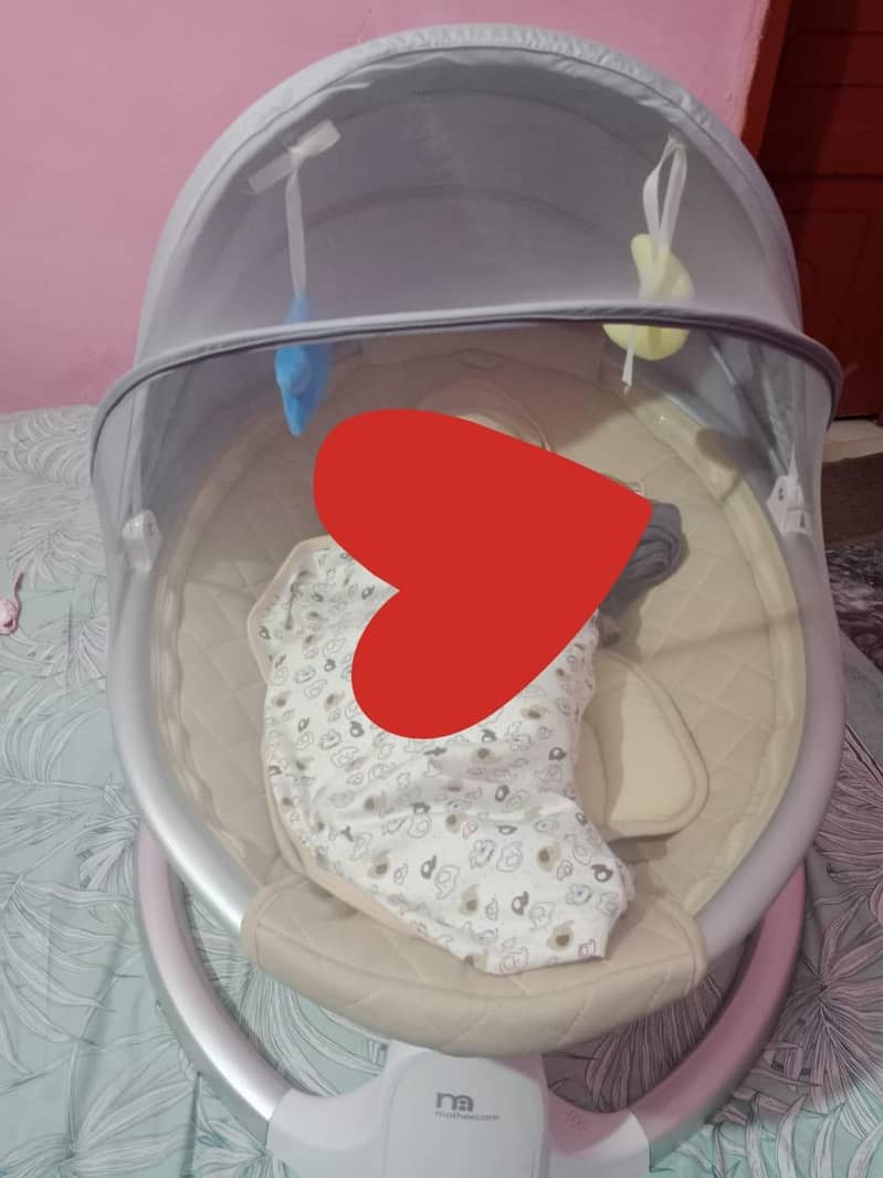 multi functional bassinet 1