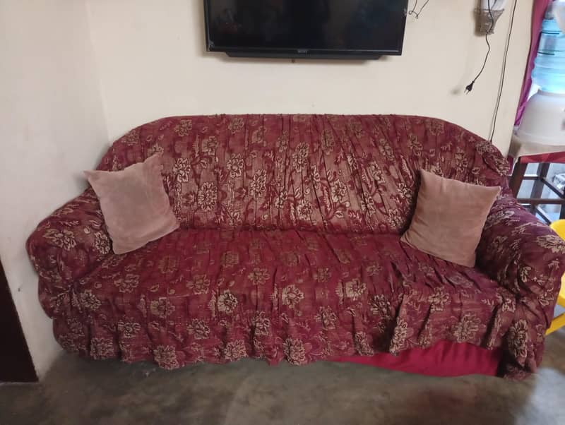 2 single & one 3 seater sofas 0