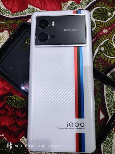 IQOO 9 pro 10/10 only 25 days use  sim time available hy 1 month