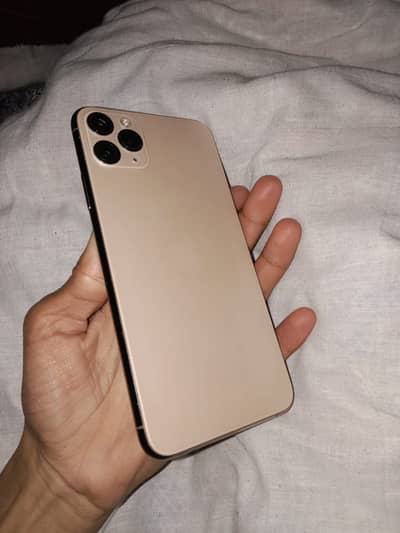 iPhone 11 Pro Max 256 Factory unlock  gold colour