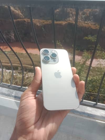 Apple iPhone 15 Pro Jv (Natural titanium)