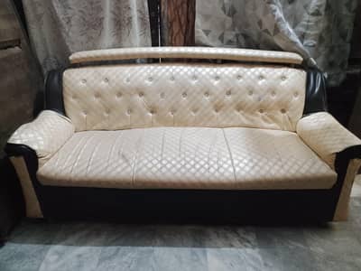 urgent sale sofa low price