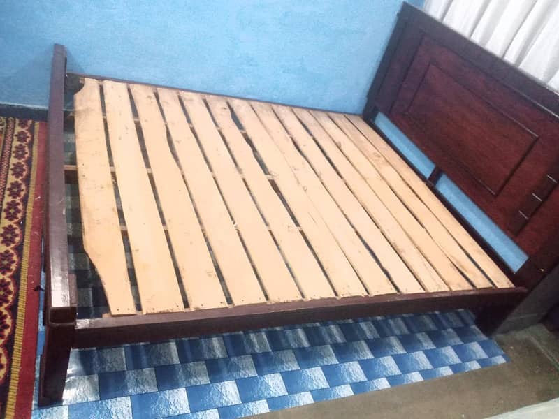 Bed Wooden 0