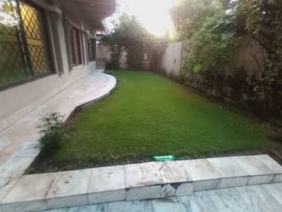 F-10/2 Ground portion available for rent