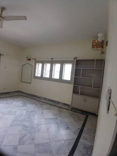 G. 9 Upper Portion For Rent 2 Beds 2 Bath Dd Sun Facing