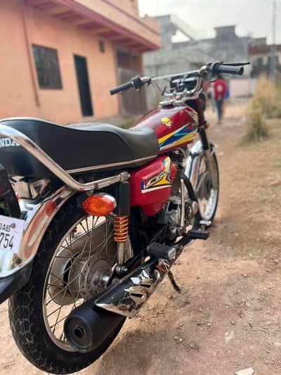 honda 125 model 19 All Punjabi no location bhara kahu Islamabad