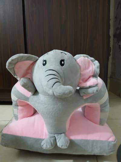 Baby seating Sofa (New)