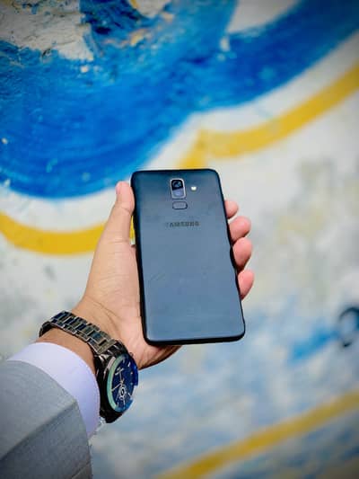 Samsung Galaxy J8 (dual sim officially approved) 4/64