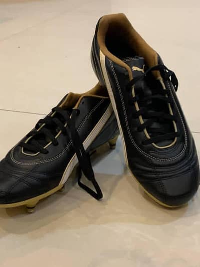 Puma Kratero SG vintage football shoes