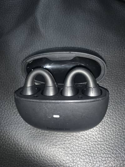 Baseus airgo as01 earbuds with good sound quality