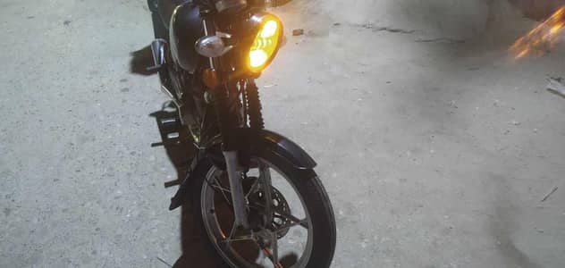 Gs 150 SE / 2019 / Suzukii