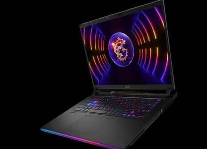 MSI Raider, Core i9, RTX 4080, 240hz QHD, 32GB/1TB Gaming Laptop