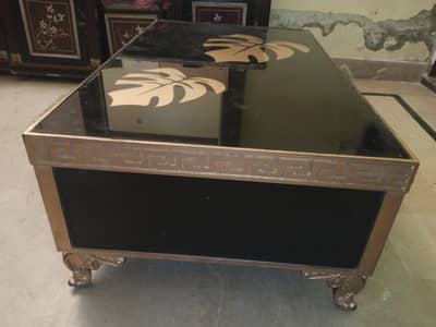 10 month use table,price 15000