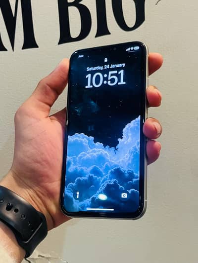 iPhone XS Official pta Exchange possible