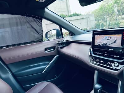 Toyota Cross 1.8 HEV X