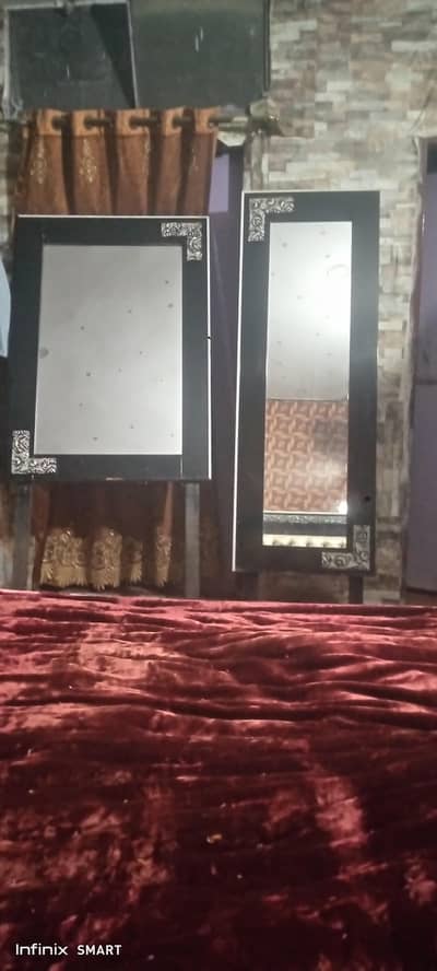 2 pec mirror new condition