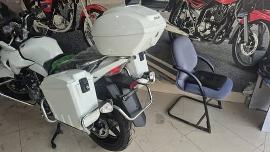 Suzuki Inazuma gw 250  just brand new for sale