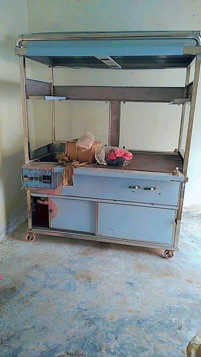 fast food making counter