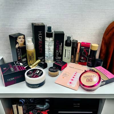 Huda beauty makeup