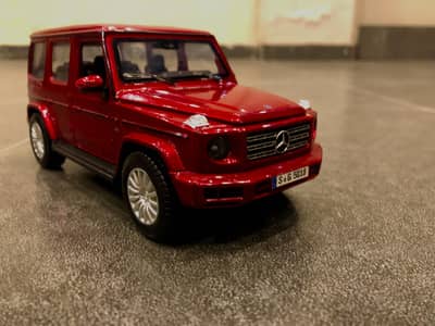 Maisto mercedes g wagon scale 1/24