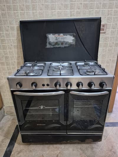 Ambassador 313 Cooking Range – 5 Burners + Large Oven + Hot Box