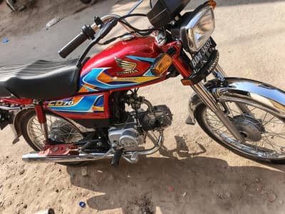 CD 70 25/26 saf bike  call kren Multan zakria town