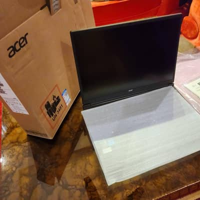 Acer Nitro 16 SH16-74 | i7-13650HX | RTX 5060 | Box Open | Warranty