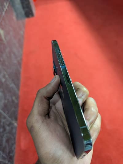 Face id off ha baqi All pack phone ha 128 gb