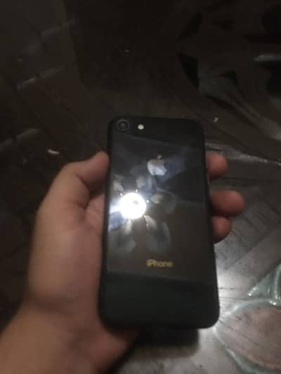 iPhone 8 64 GB Non pta All ok urgent need cash