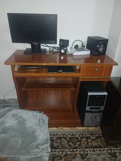 Best PC table good quality