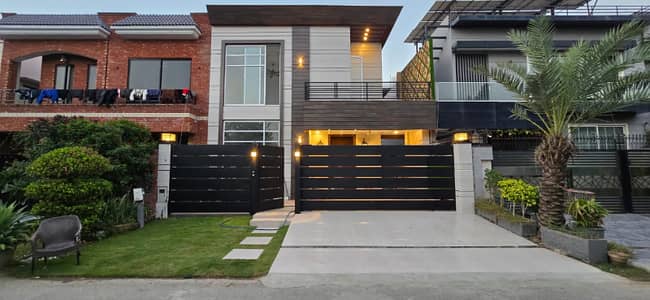 10 Marla House For Sale In Paragon City Lahore