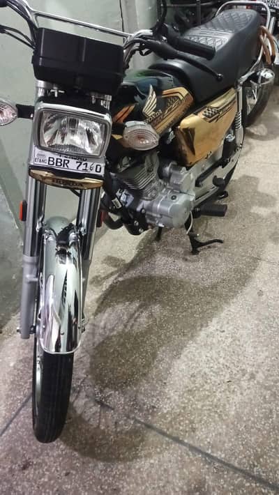Honda 125 Gold edition self start 2025 model