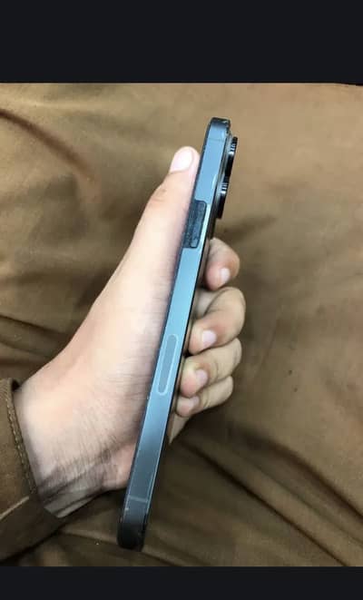 13pro max 128 gb non pta battery health 92 only back change