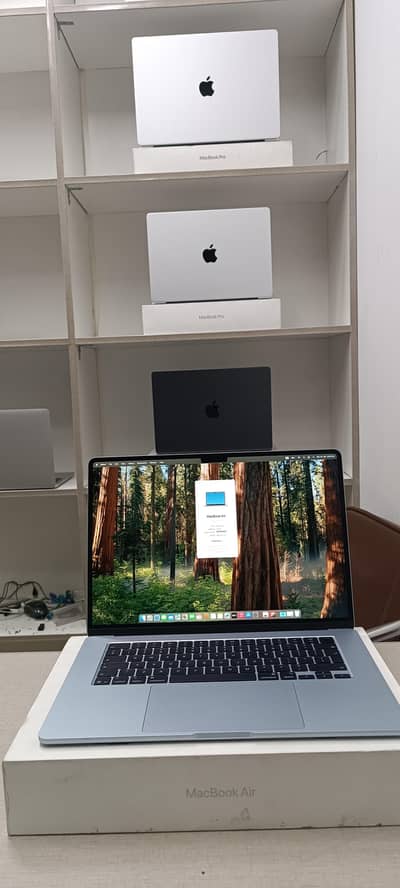 Macbook Air M4 2025 15" 24/512 complete box charger warranty