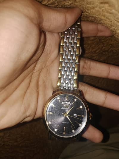 silver And Golden Chain And  Inside Black Color