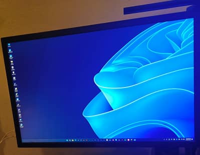 Dell 30' Inch 2K monitor for sale